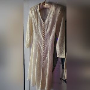 Vintage 1990’s All That Jazz off-white dress in nylon & lace